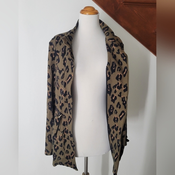 Anthropologie Tabitha Light Weight Jacket Size M leopard print Utility - Picture 6 of 8